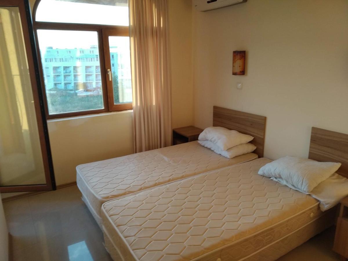 Къмпинг Градина - Garden Beach Apartments Созополь Экстерьер фото